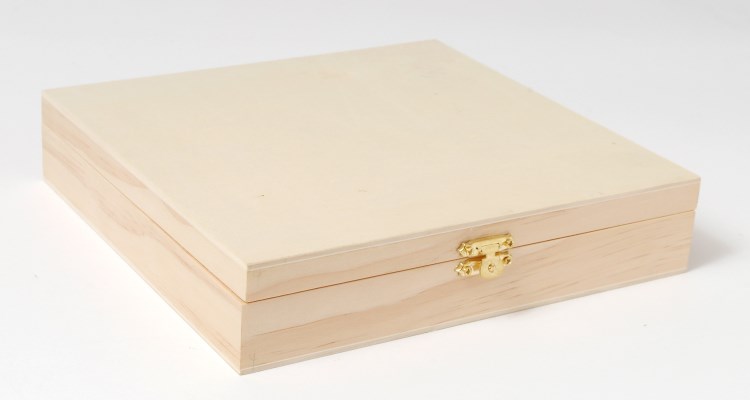 DIY Shadow Boxes Cigar Boxes